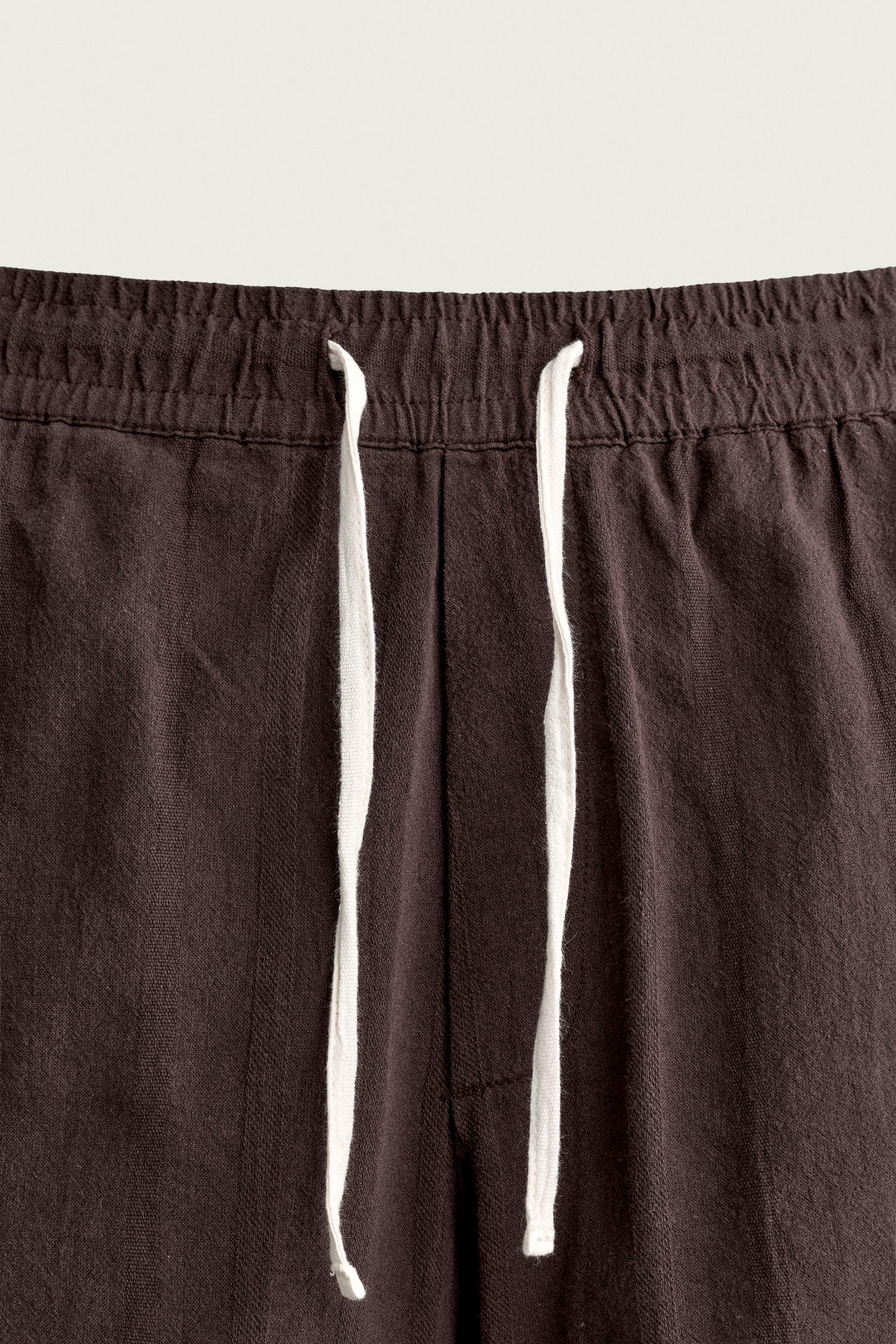 TOMATO EMBROIDERY SHORTS
